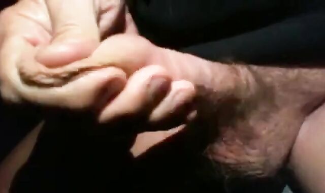 Homemade Masturbation: Cumming in Foreskin
