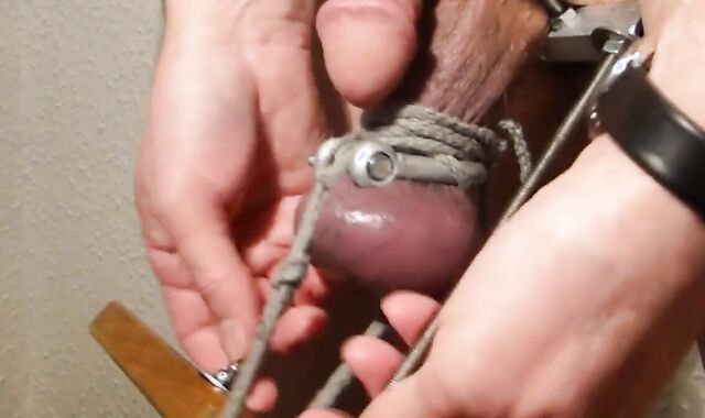Kinky Scrotum Stretching Solo Session