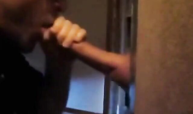 Big Cock Glory Hole Fun: Amateur Blowjob & Cum Swallow