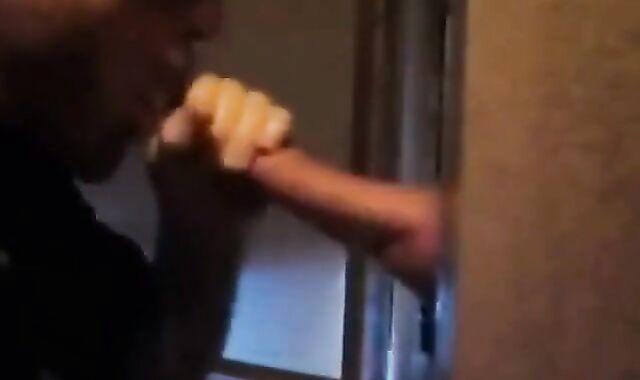 Big Cock Glory Hole Fun: Amateur Blowjob & Cum Swallow