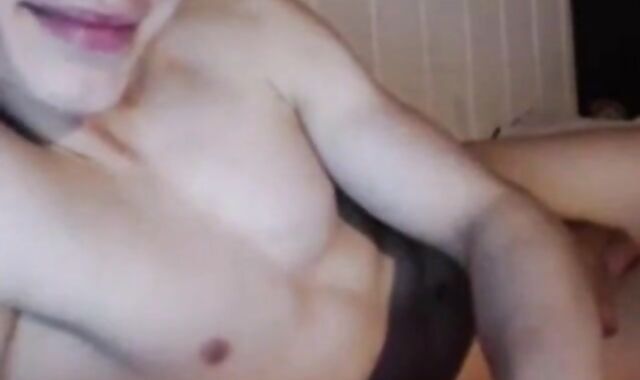 Cute Twink Jerks Off on Webcam