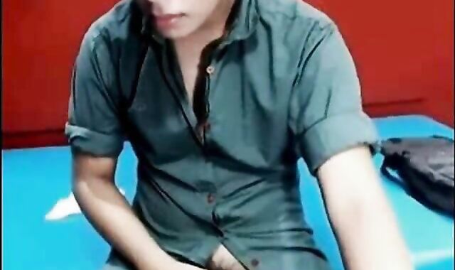 Skinny Amateur Strips on Webcam