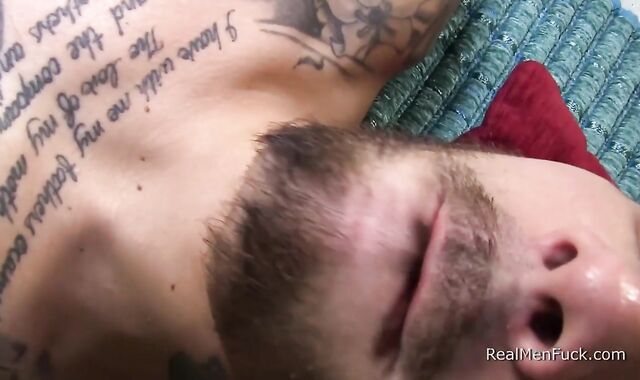 RealMenFuck: Matthew grande alongside Tyler Slater suck