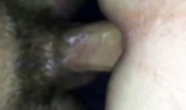 Bareback Creaming of a Slut by Multiple Men 2