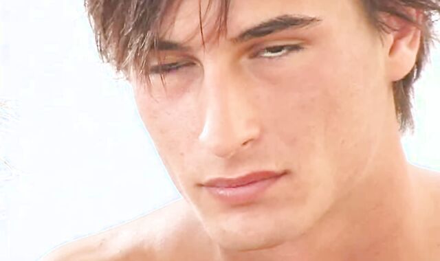 Andy Lloyd - Photosession Video