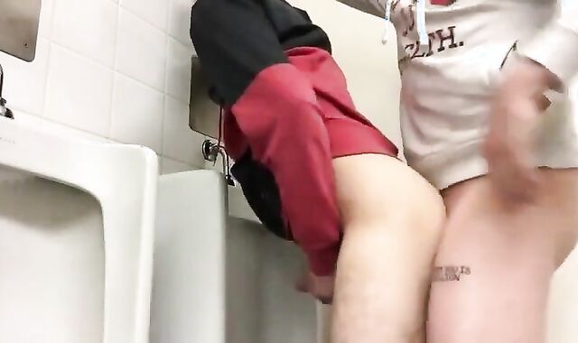 Bareback Bathhouse Orgy