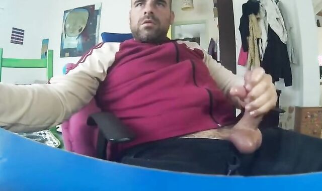 Big-Cock Bear Masturbating on Webcam 2