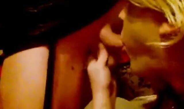 Gabi's Amateur Blowjob Adventure