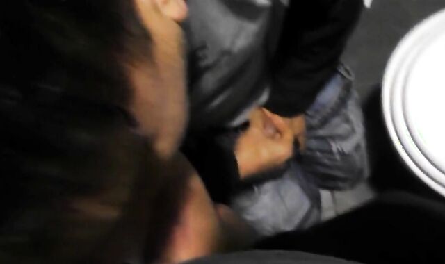 Bucuresti Blowjob - Amateur Gay Cock Sucking