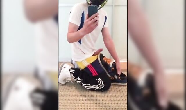 Twink Handjob Amateur Video - Sehr Geil 2