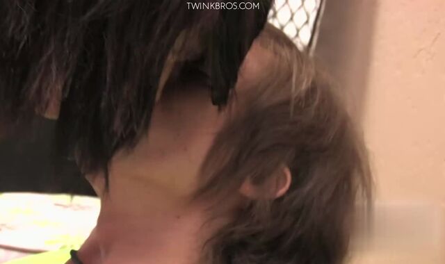 Brandon Screws Kurt