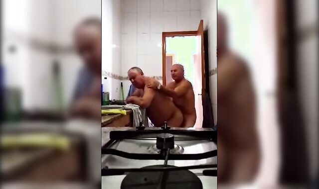 Amateur Daddies Bareback 2