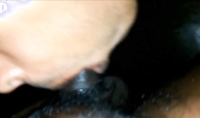 Amateur Asian Blowjob: Two Sri Lankan Men Have Passionate Sex