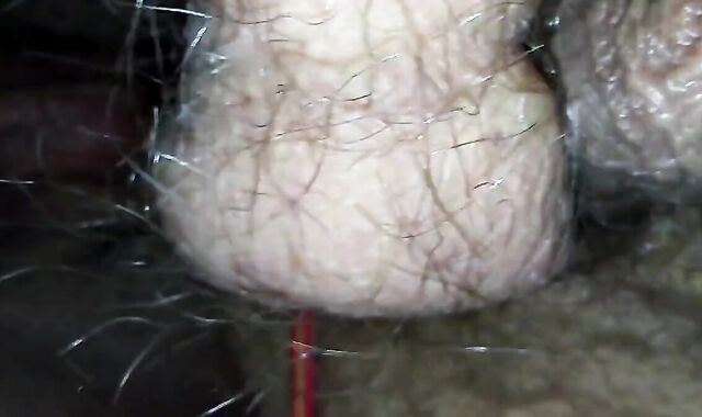 Big Dick Barebacks a Hung 21-Year-Old Amateur