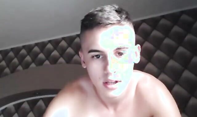 2 Naked Muscular Hunks on Webcam