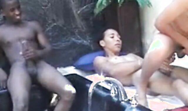 Amateur Bareback Latinos