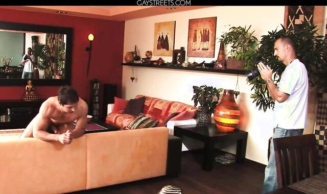 Brandon Manilow Photosession Video