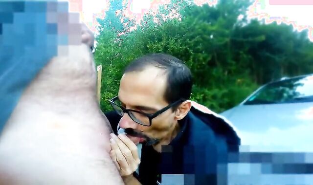 Pipe au Lac: Outdoor Blowjob with Hunks