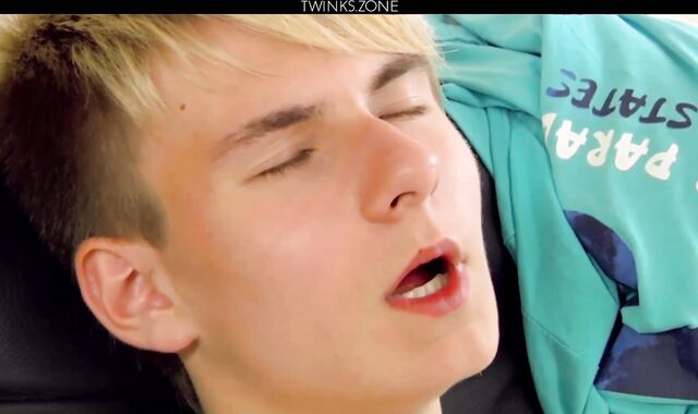 Mark Solo HD twink Porn