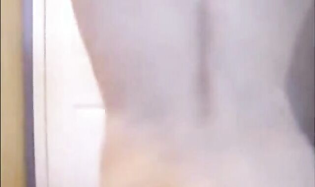 Yummy Twinkie Ass on Cam