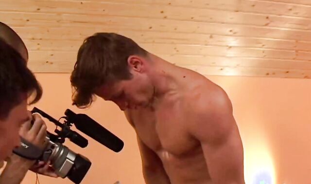 An unexpected orgy Orgy