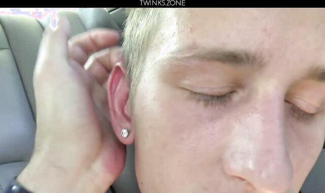 Limousine Boys Handjob Thomas Fiaty