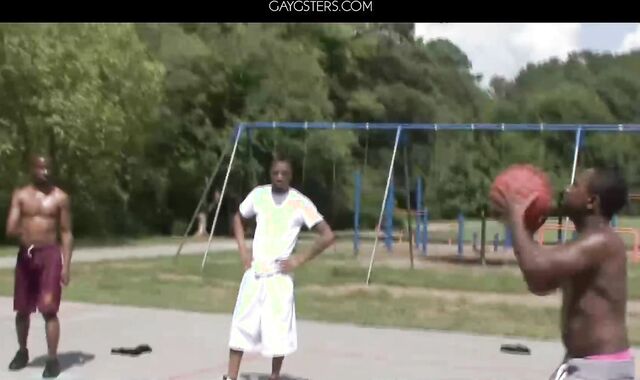 De Vine And Metro And Thugzilla And Trap Boyy And Young Buck