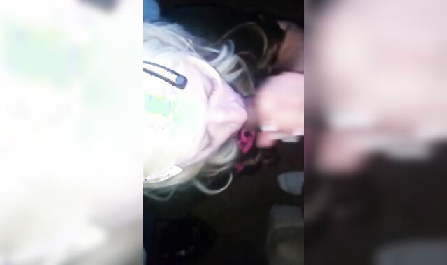 Crossdresser Amateur Blowjob with BBC 2