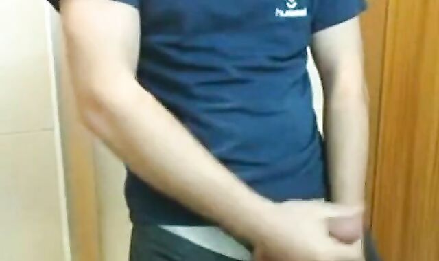 Big-Cock Turkish Daddies Masturbating on Cam