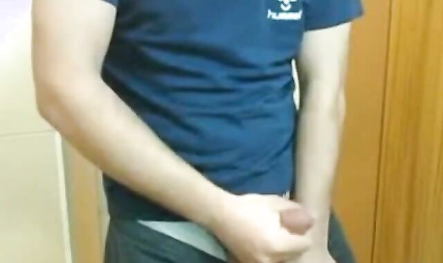 Big-Cock Turkish Daddies Masturbating on Cam