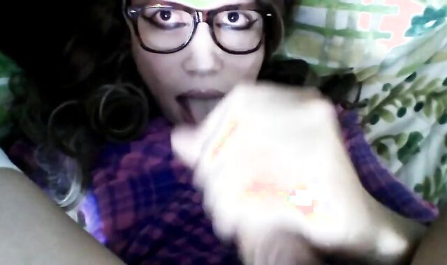 Crossdresser Paulina Doll's Solo Self-Facial 2