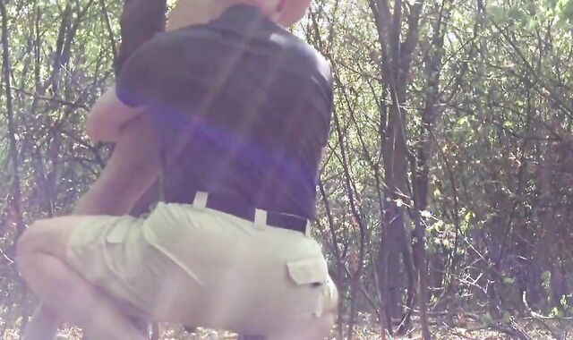 Outdoor Blowjob with an Amateur Crossdresser