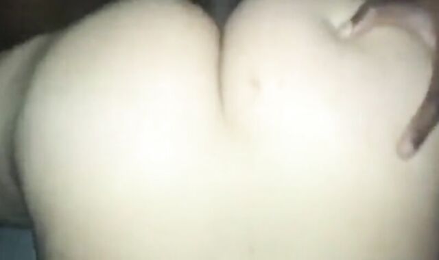 Big Bareback Cumming on Fat Ass