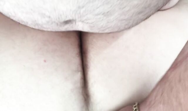 Barebacking a Chubby Bear