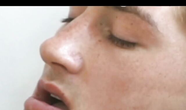 Lucky Taylor Fucks Sean Berrett