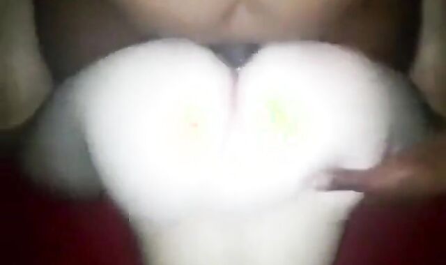 Amateur Interracial: Big Black Cock Stretches White Hole