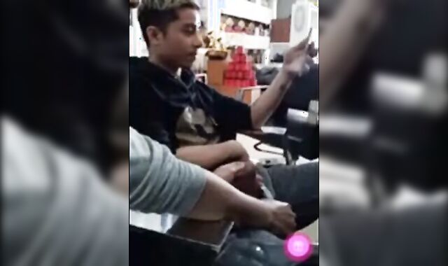 Vietnamese Twinks' Webcam Handjob