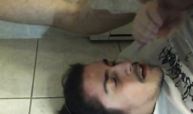 Self-sucking hunk masturbates and tastes his own cum