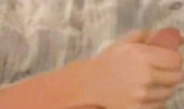 Twink's Cum Tribute Handjob