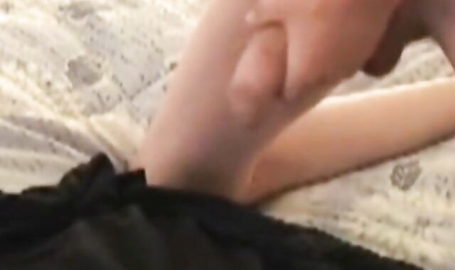 Twink's Cum Tribute Handjob