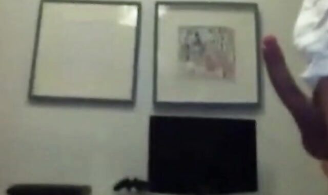 Cute Twink's Sexy Webcam Handjob