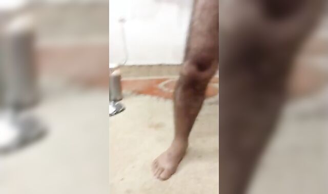 Big-Cock Syrian Daddy Masturbating