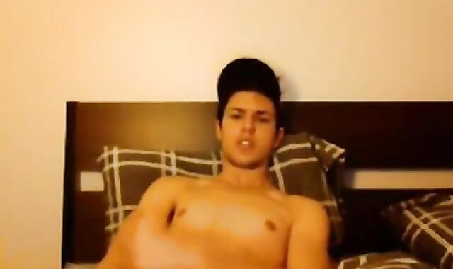 Twink's Amateur Striptease and Webcam Jerk Off Session