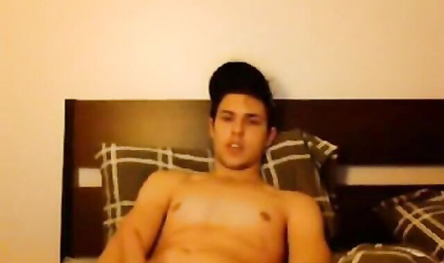 Twink's Amateur Striptease and Webcam Jerk Off Session