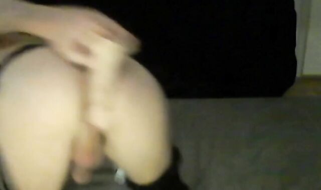 Skinny Twink CD Gapes with Dildo