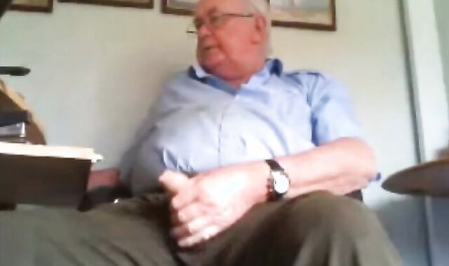 Mature Webcam Masturbation