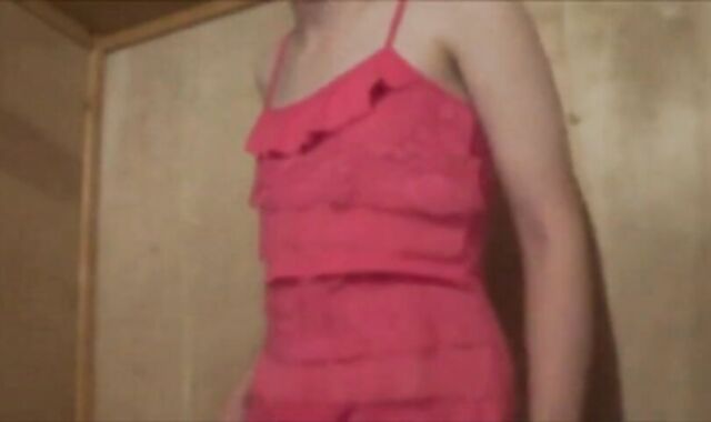 Twink Crossdresser in Pink