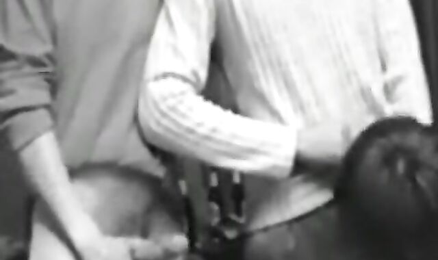 Vintage Military Men in Amateur Gay Sex Tape