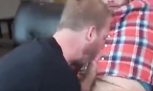 Straight Guy Gets Serviced by a Daddy