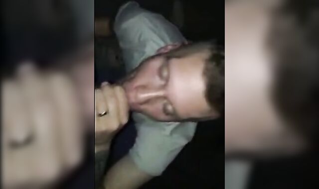 Big Black Cock Gives Facial to White Guy